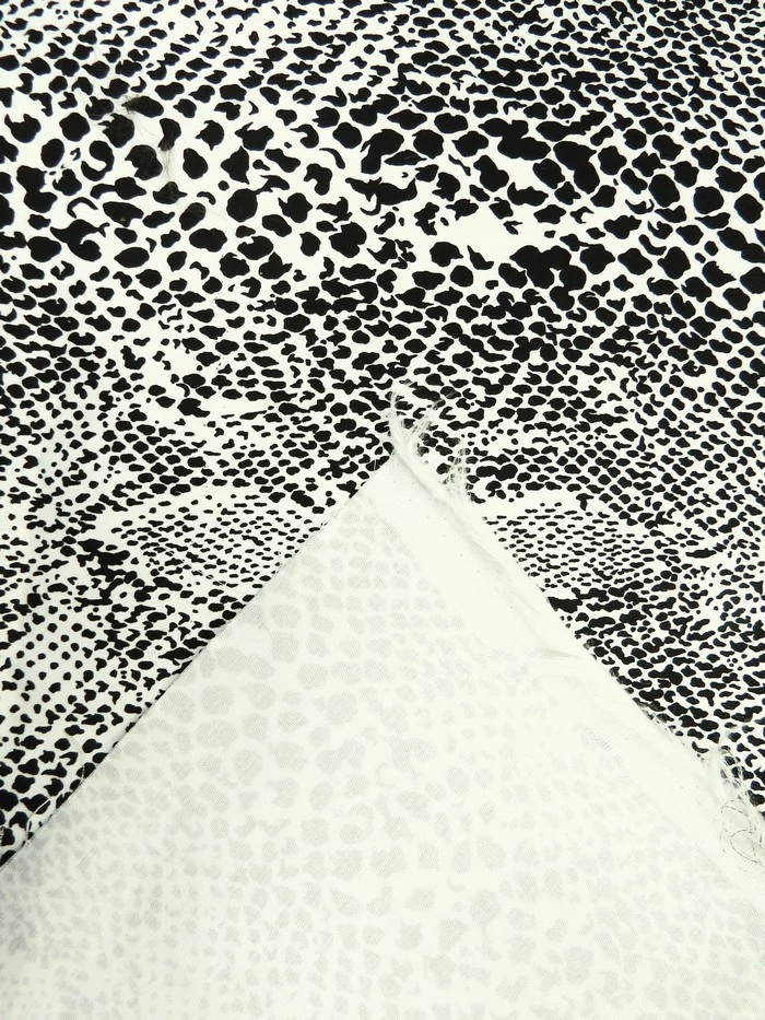 Cotton Spandex Snake Pattern – 2 Way Stretch - Image 4
