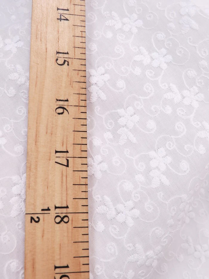 Daisy Flower Lace Fabric - White - Image 4