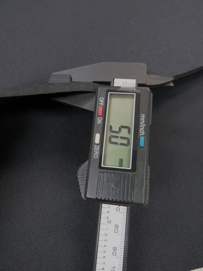 Neoprene Nylon Bonded Sponge Waterproof Wetsuit Fabric / 5mm Black / Sold By The Foot - Image 4
